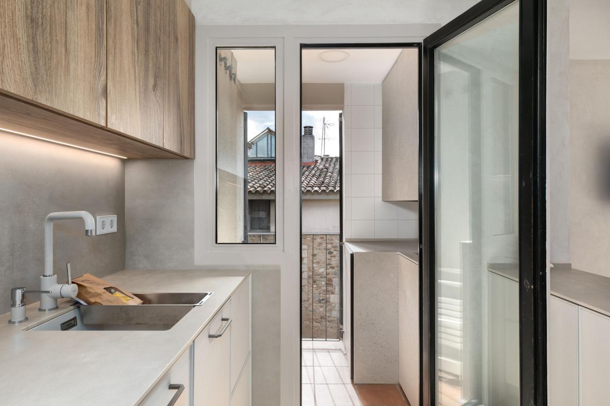 Flateli Pou Rodó 3 Apartman Girona Kültér fotó