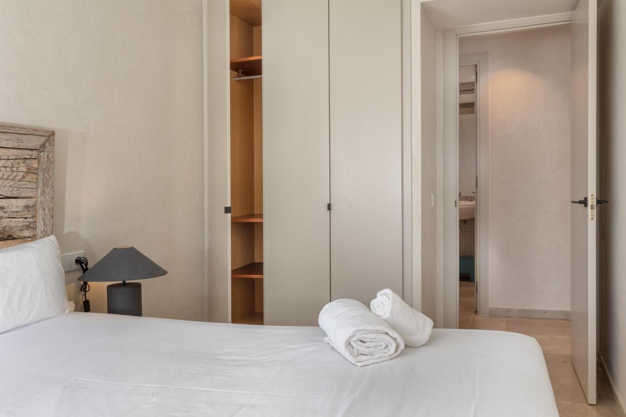 Flateli Pou Rodó 3 Apartman Girona Kültér fotó