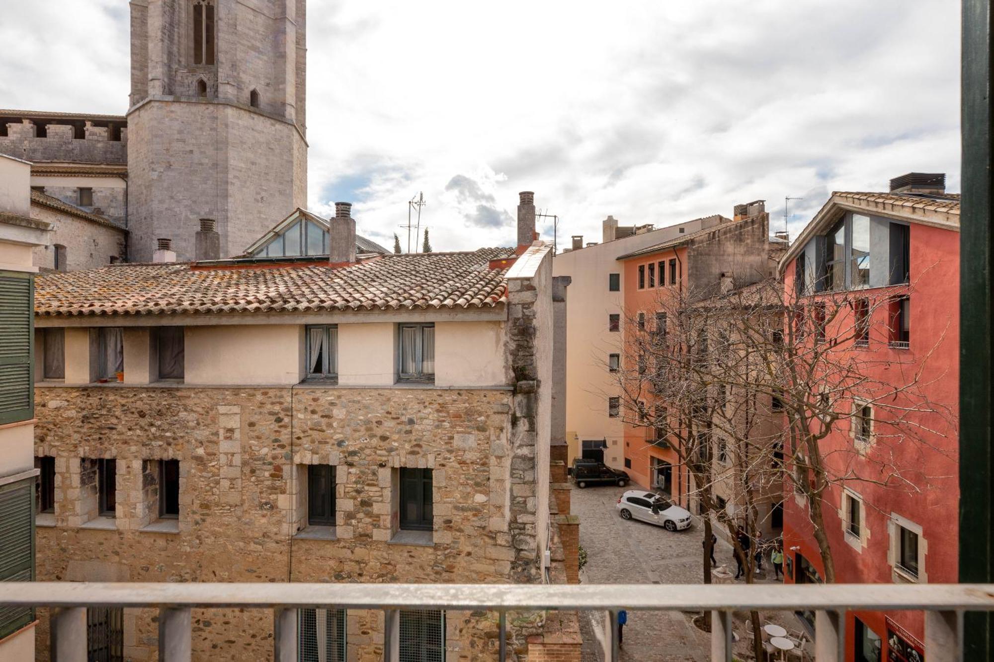 Flateli Pou Rodó 3 Apartman Girona Kültér fotó